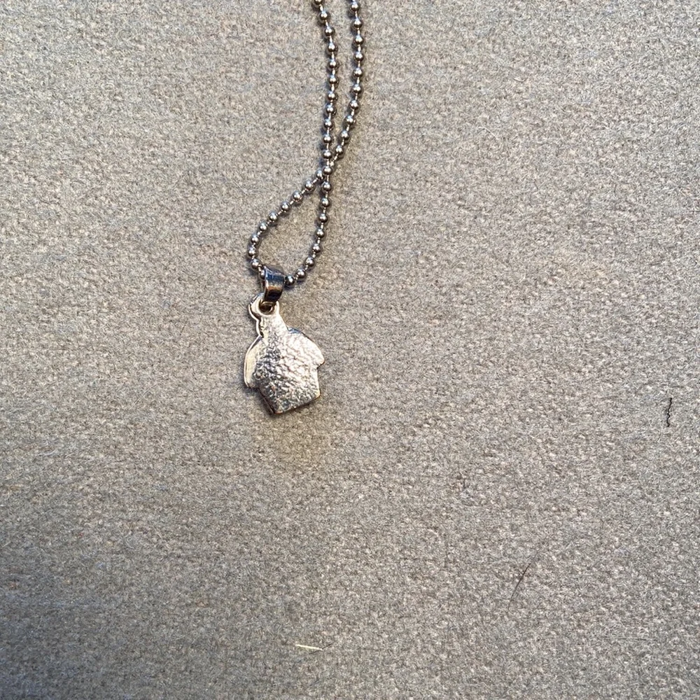 Cupcake necklace Tiny 17”‎ max length